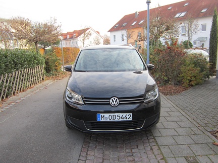 2011 VW Touran Front